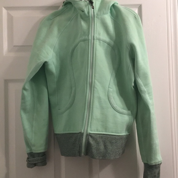lululemon athletica Tops - Scuba lululemon hoodie